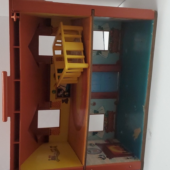 Fisher Price Little People Playhouse - Picture 5 of 7